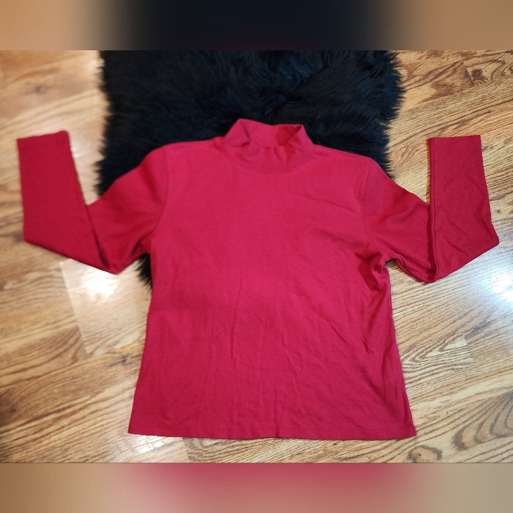 Magenta/Burgundy Long Sleeve Mockneck Tee Size L